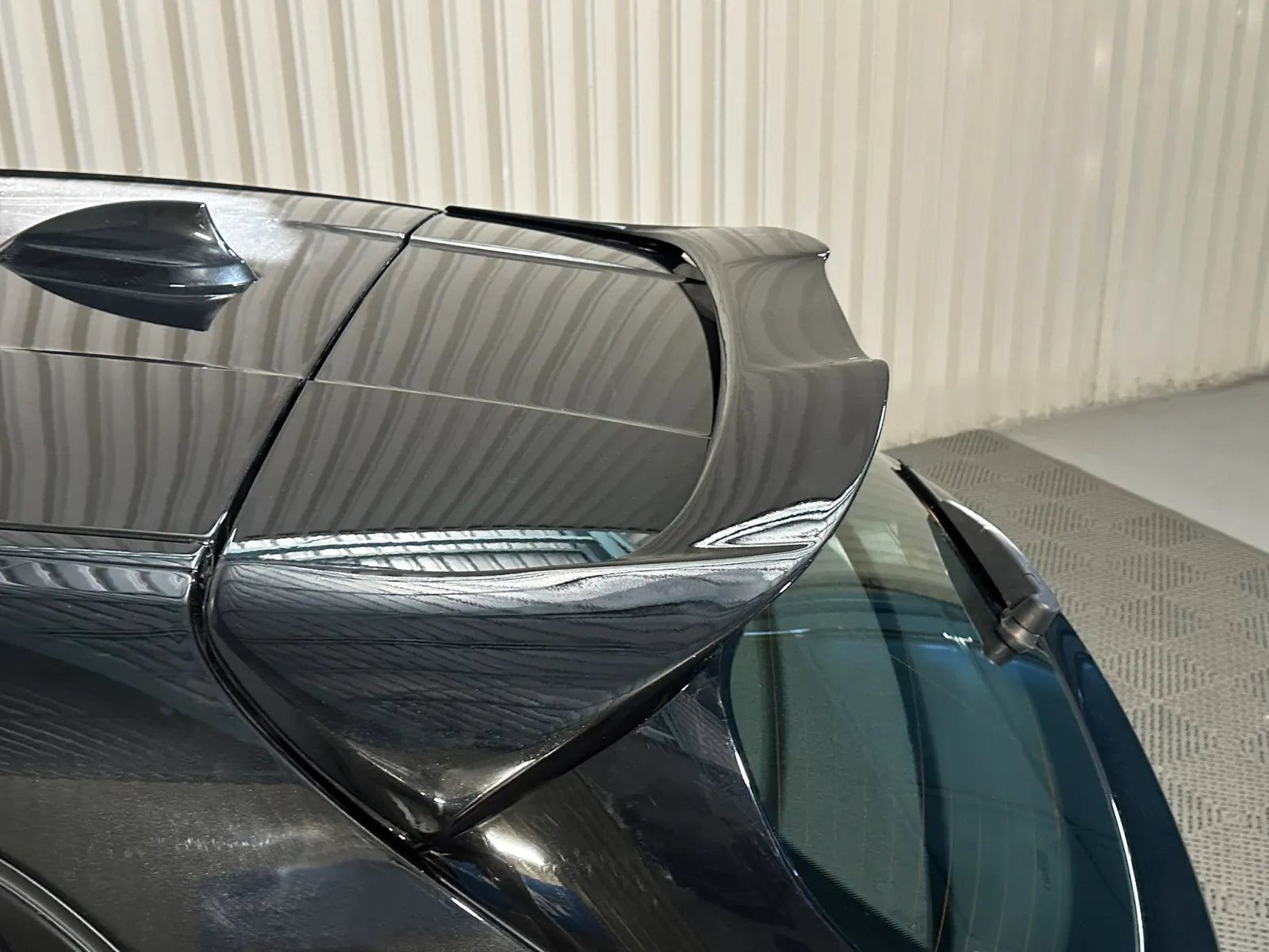 Spoiler sul tetto per BMW Serie 1 F40