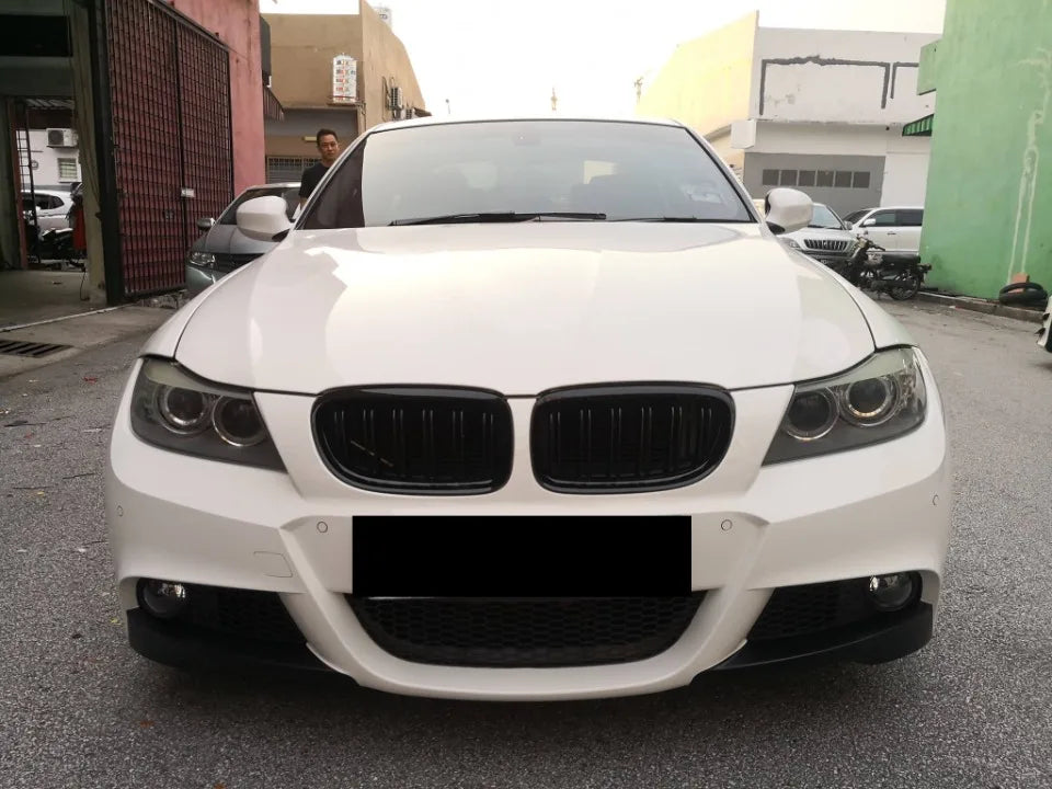 Calandre de course à double lamelle en Noire brillante pour pare chocs avant style « Diamonds » pour BMW Série 3 E90/E91 (2009-2012)