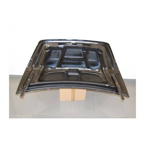 Couverture de coffre Arrière Carbone Mercedes W204 4 Portes C63 CLS - MS accessoires Auto