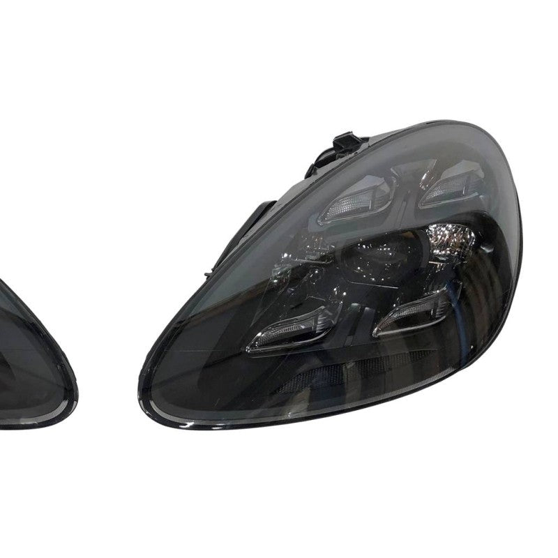 2 Frontscheinwerfer für Porsche Cayenne 958.1 2011-2014 im Look 2022